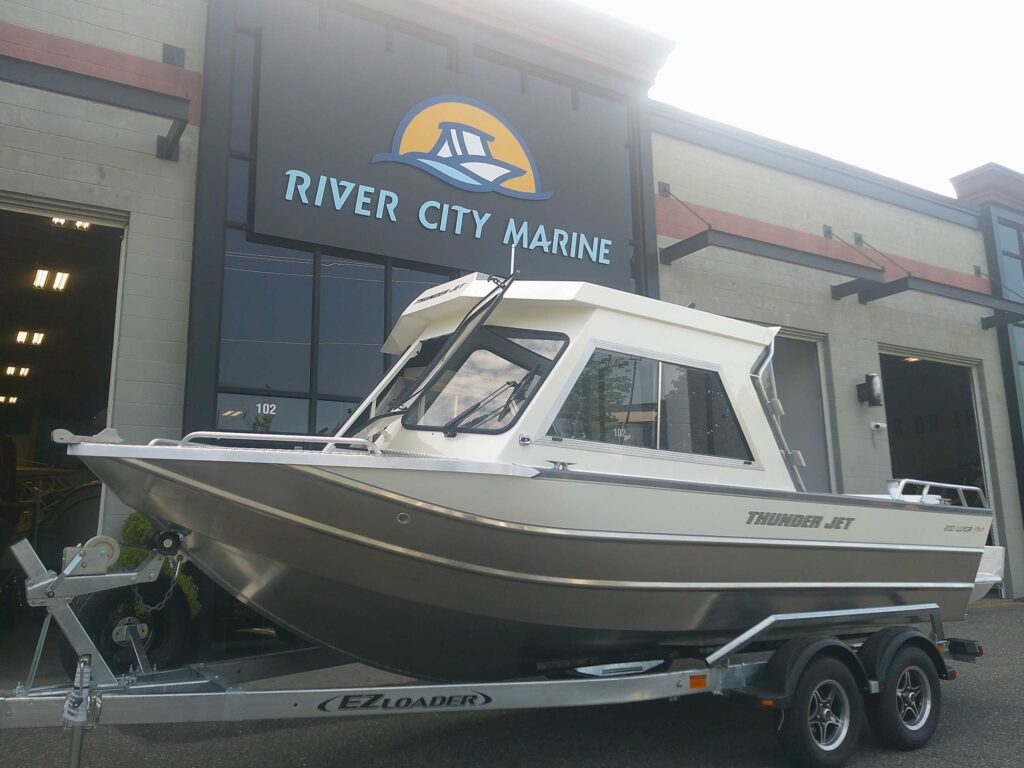 2026 Thunder Jet 200 Luxor Pro